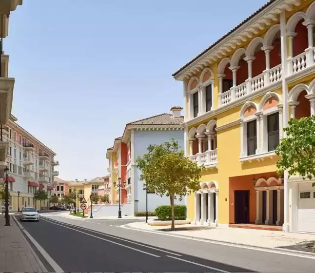 yerleşim Hazır Mülk 3 yatak odası S/F şehir evi  satılık içinde Al Sadd , Doha #9967 - 1  image 